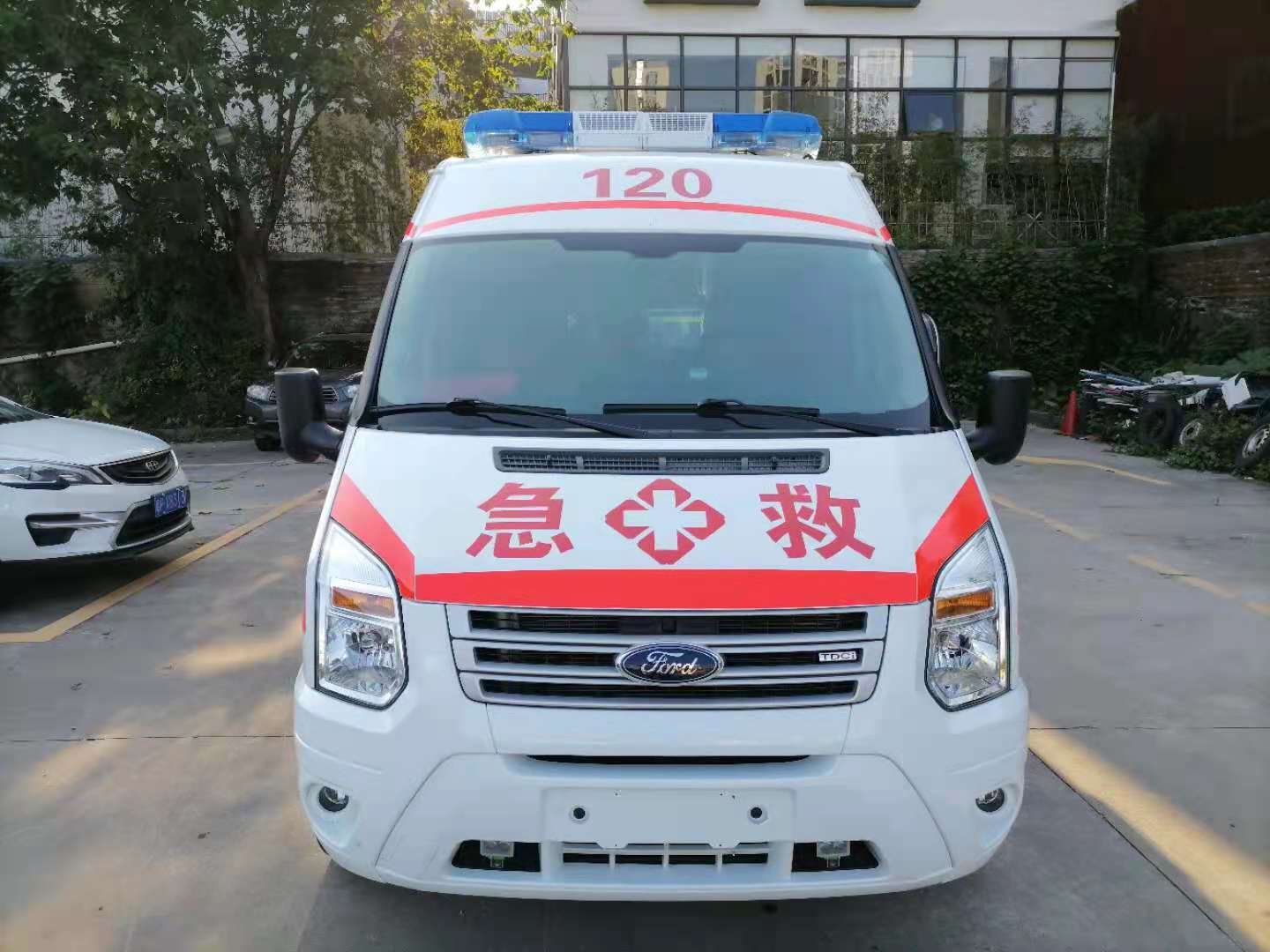 福贡县妇婴监护型护送